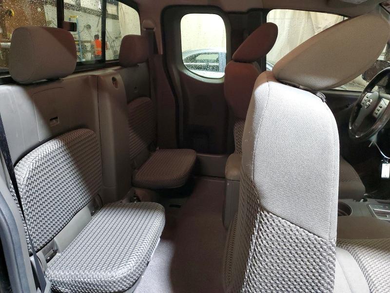 2016 Nissan Frontier SV V6