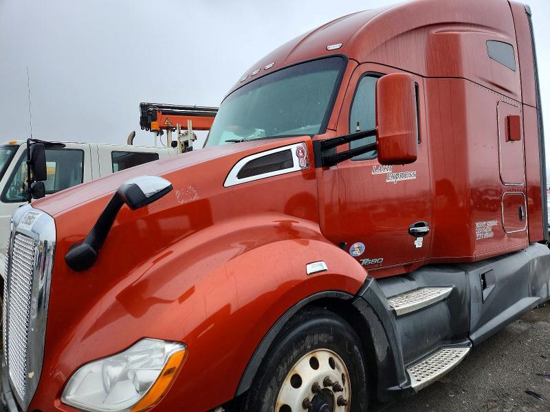 2020 Kenworth T680 Semi Truck