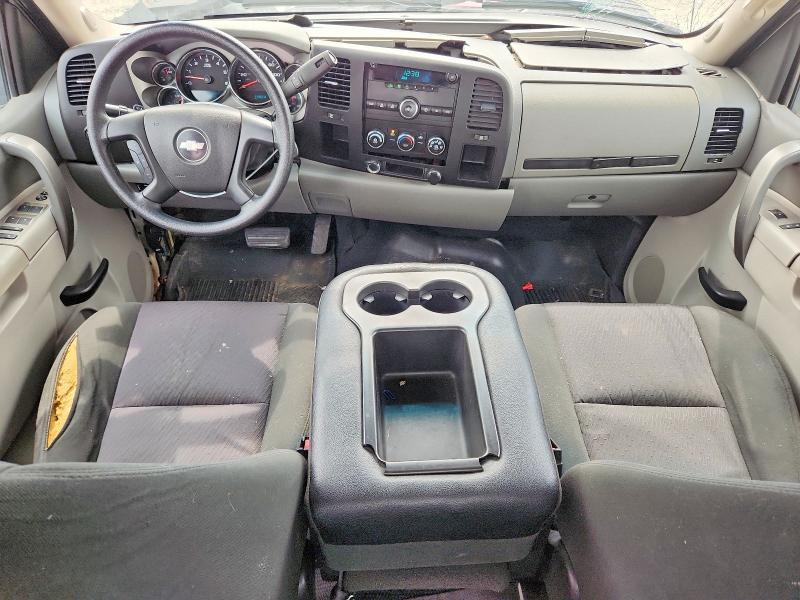 2011 Chevrolet Silverado Flatbed Truck