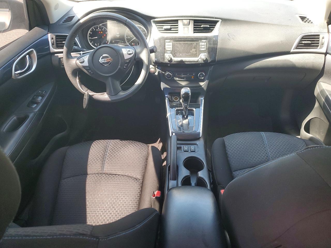 2016 Nissan Sentra sr