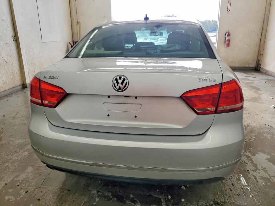 2014 Volkswagen Passat se