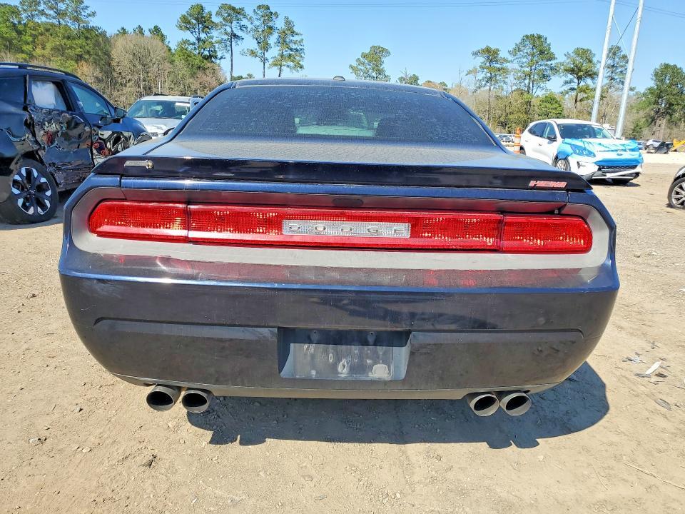 2012 Dodge Challenger r