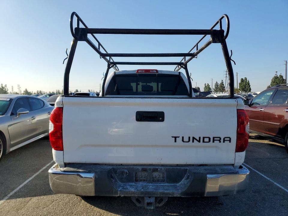 2015 Toyota Tundra SR5