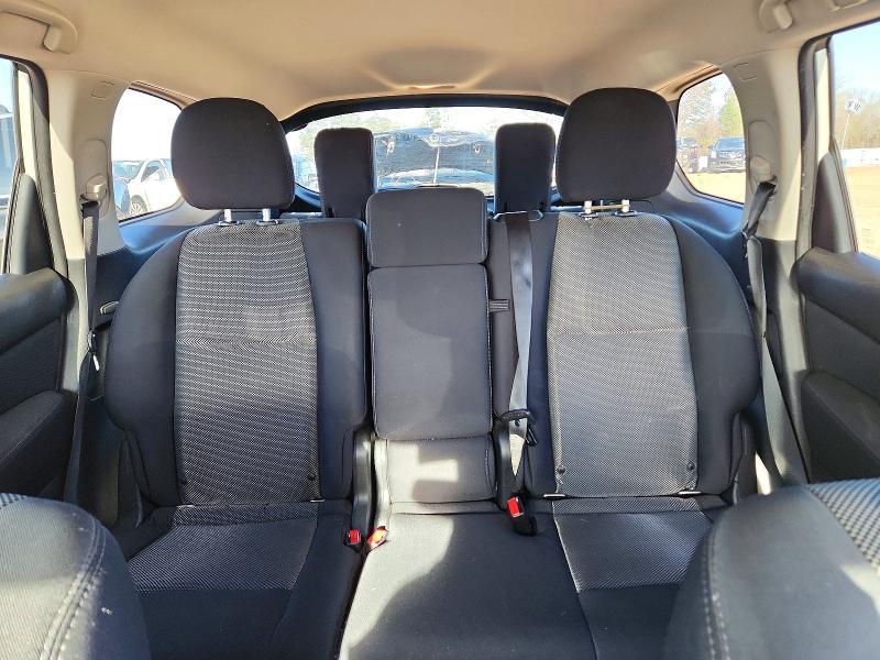 2017 Nissan Pathfinder sv