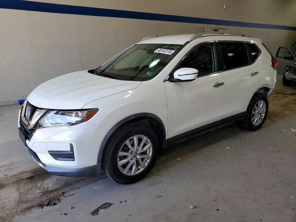 2017 Nissan Rogue sv