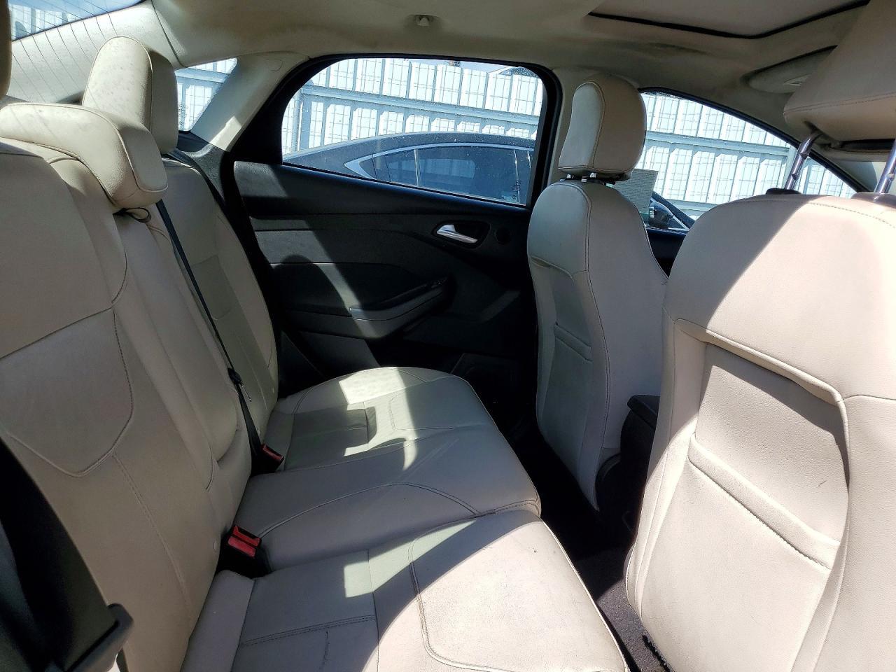2017 Ford Focus Titanium