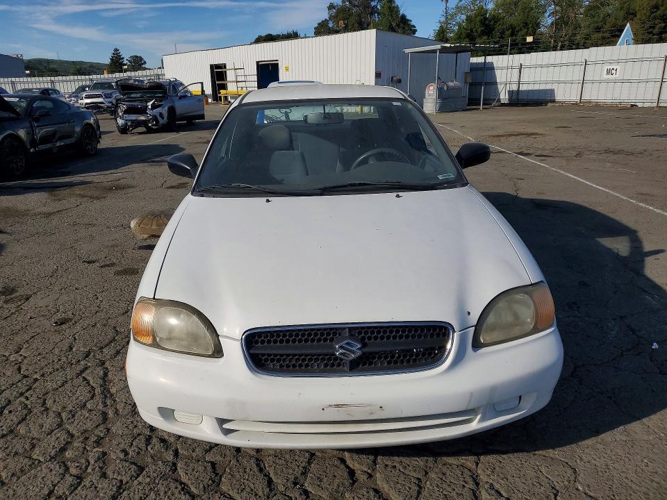 2000 Suzuki Esteem gl