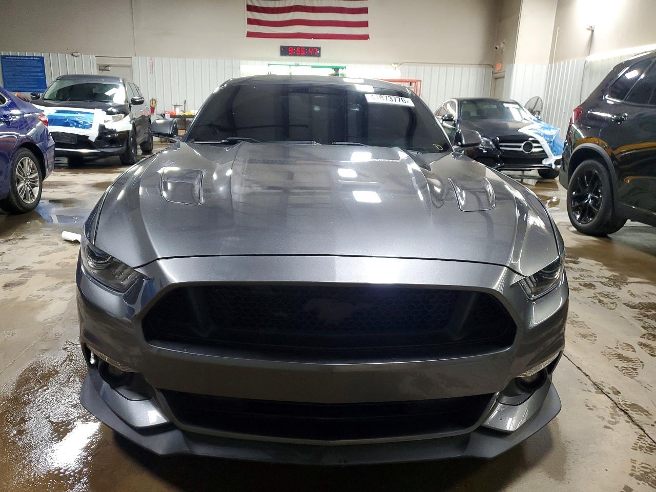 2016 Ford Mustang gt