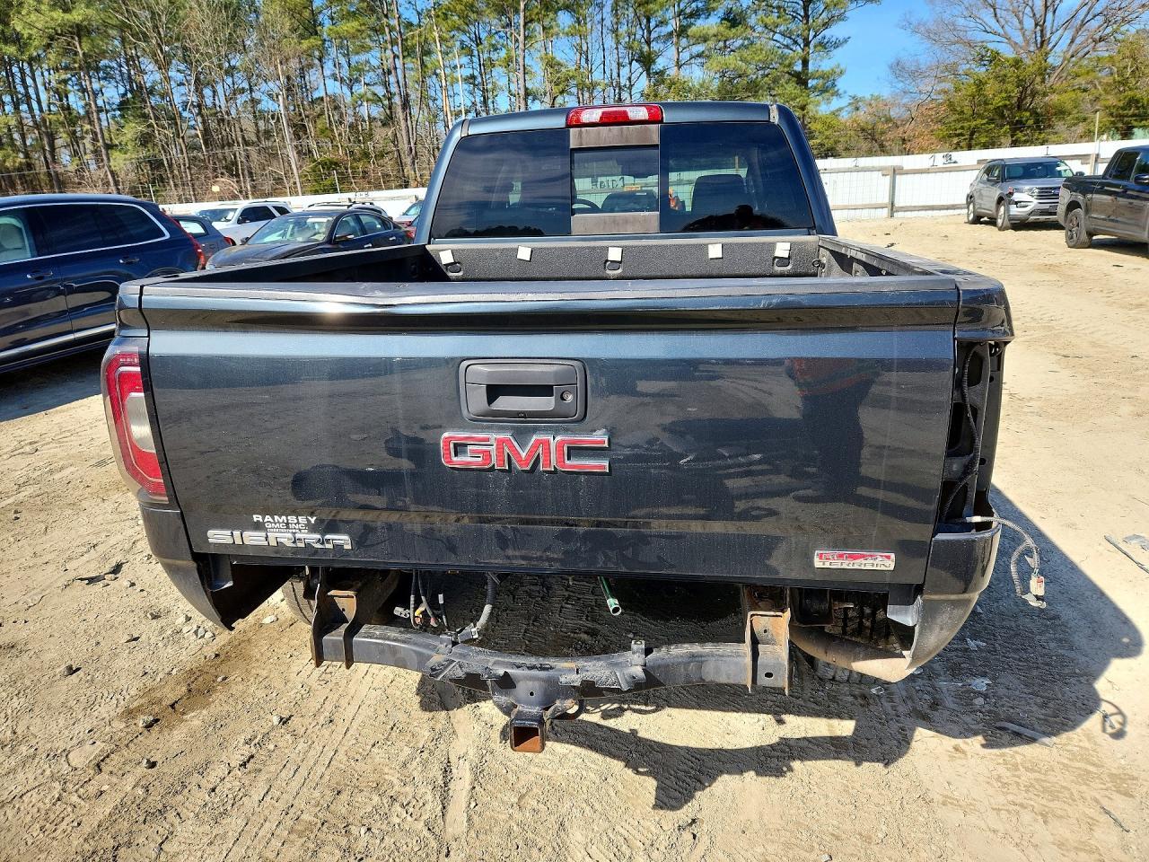 2018 GMC Sierra K1500 SLT