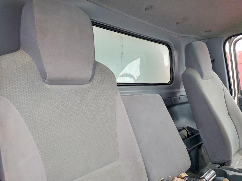 2021 Isuzu NPR HD BOX Truck