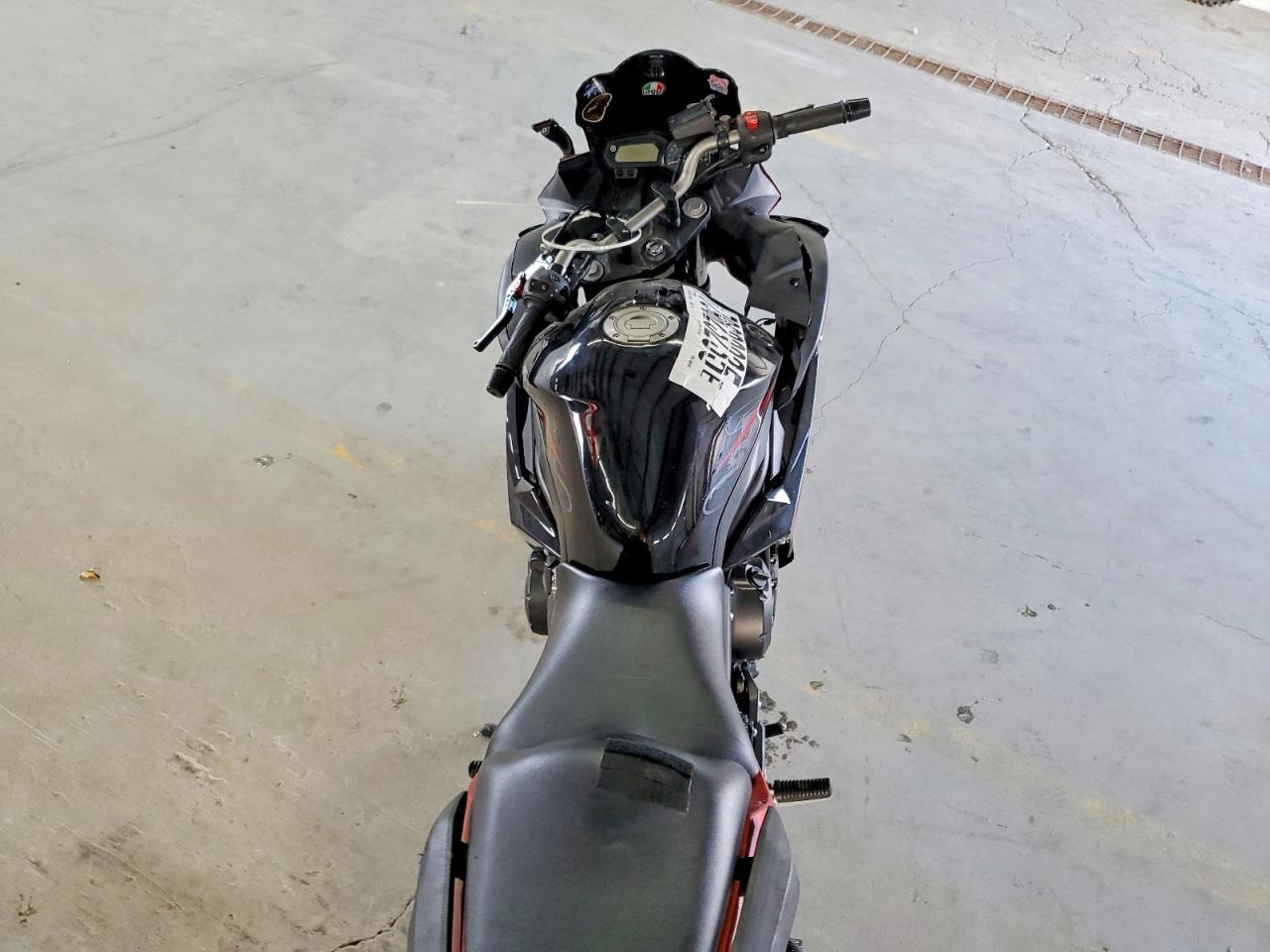 2011 Yamaha FZ6 R
