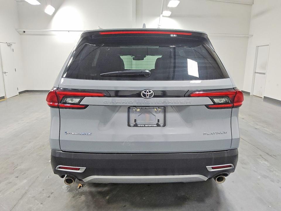 2025 Toyota Grand Highlander Hybrid max Platinum