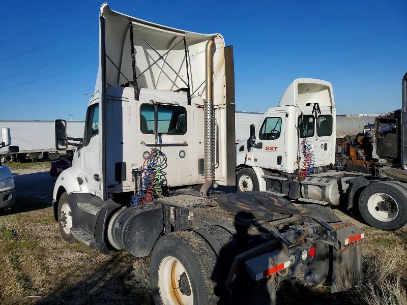 2017 Kenworth T680 Semi Truck
