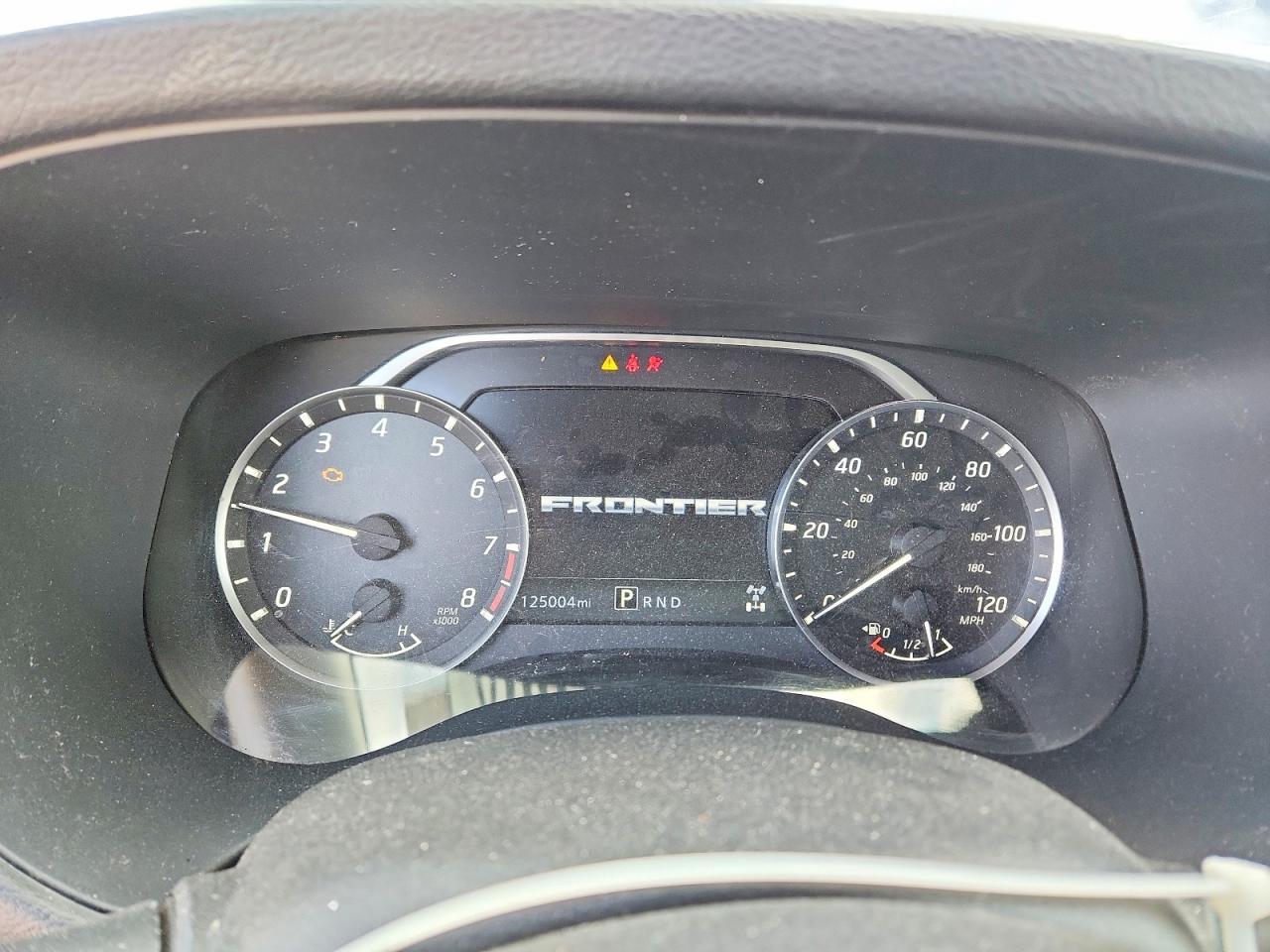2022 Nissan Frontier SV
