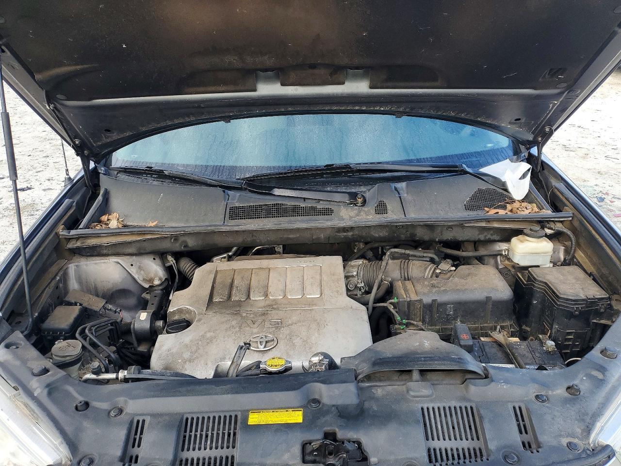 2011 Toyota Highlander Base