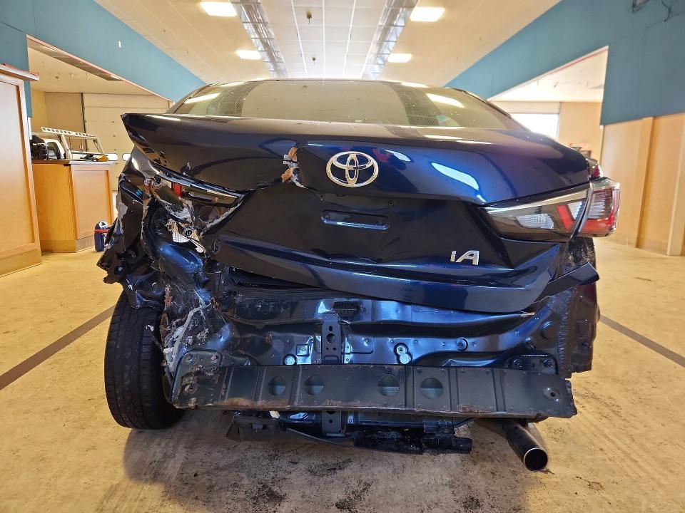 2017 Toyota Yaris ia