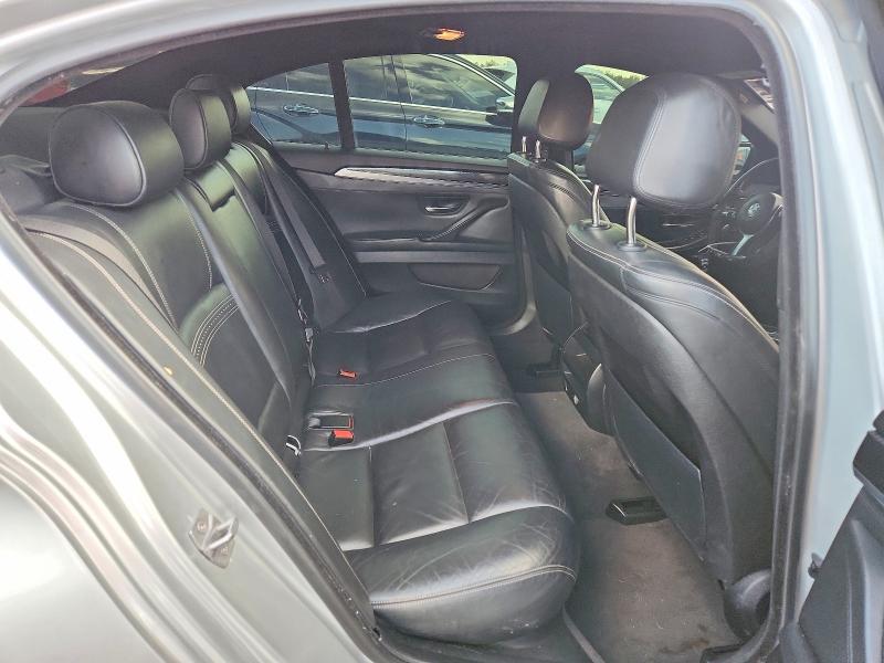 2016 BMW 528 i