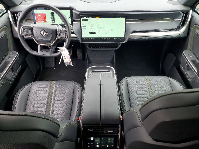 2025 Rivian R1S Adventure
