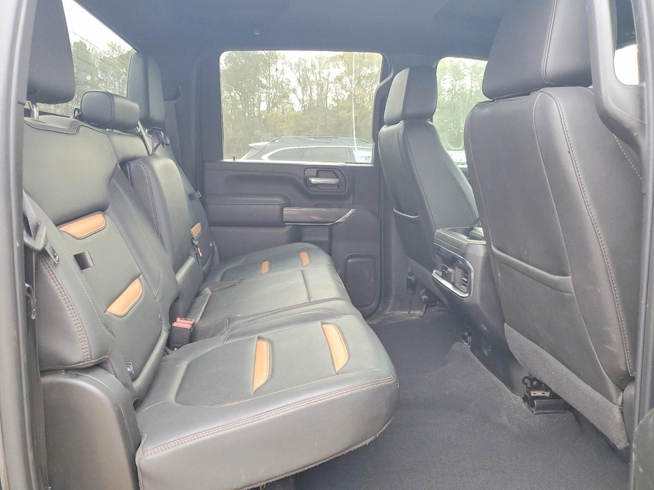 2022 GMC Sierra K2500 AT4