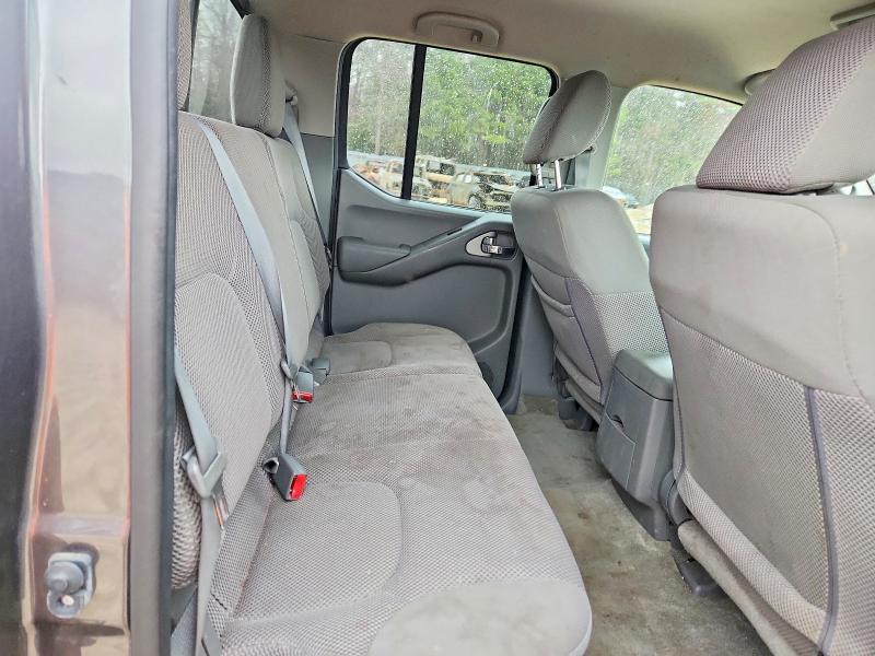 2016 Nissan Frontier S