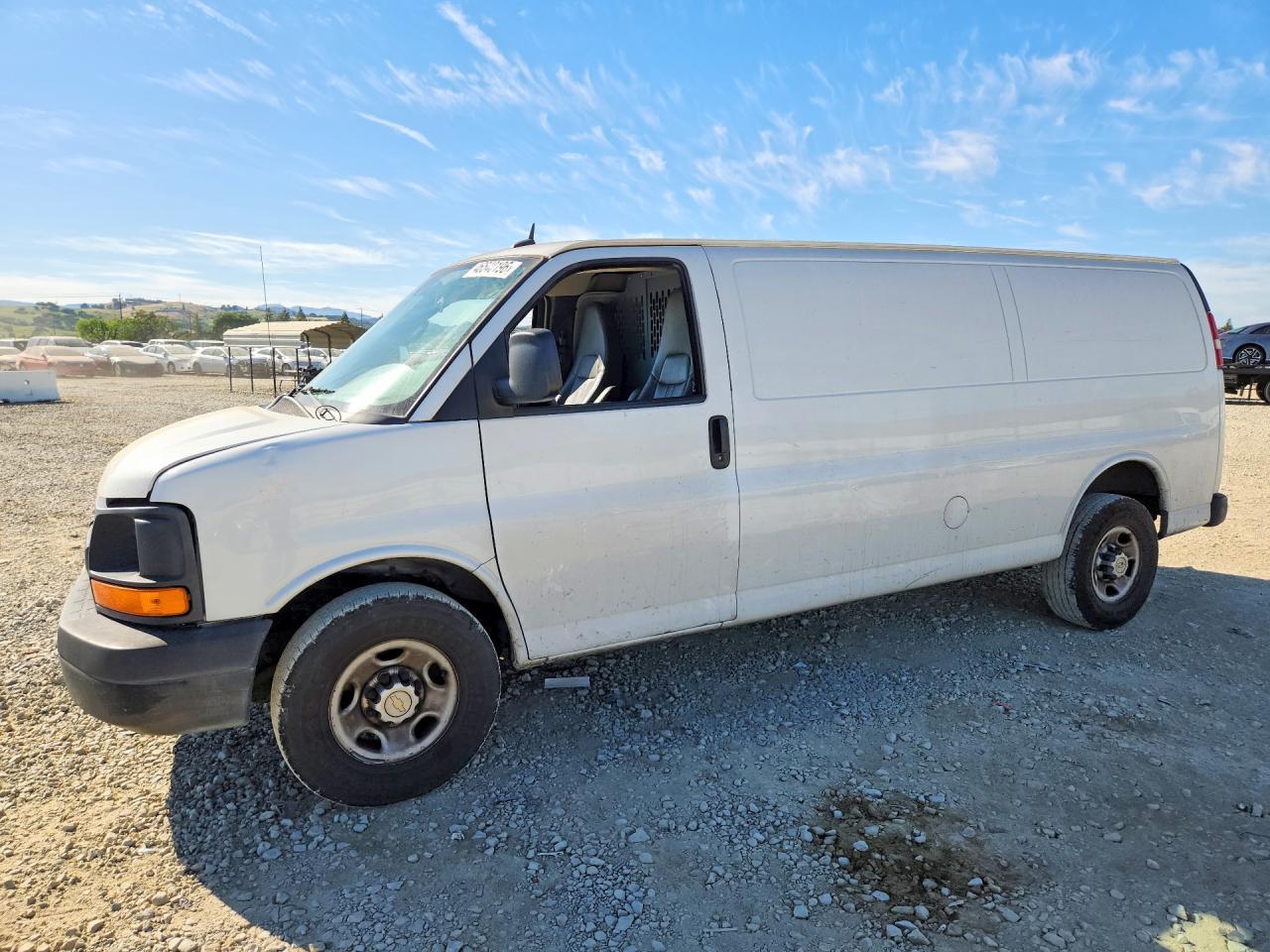 2014 Chevrolet Express 2500 Cargo Delivery Van