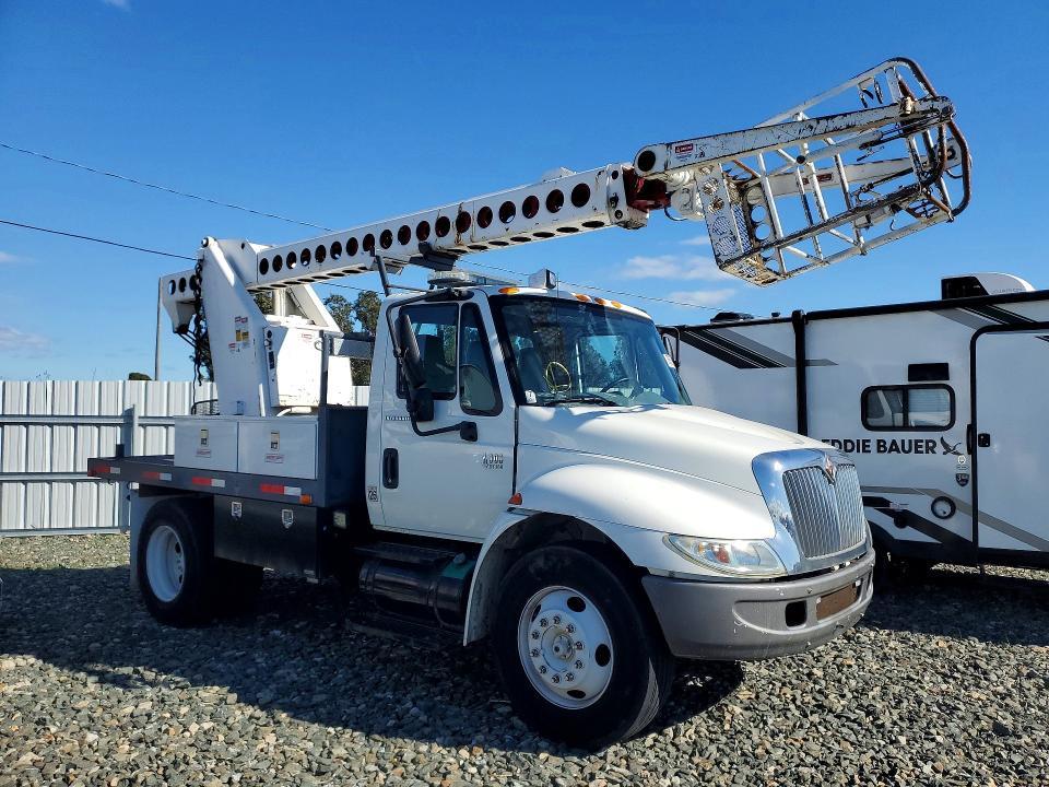 2002 International 4300 Cable Placer Bucket Truck