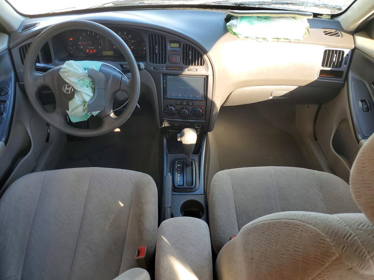 2004 Hyundai Elantra gls