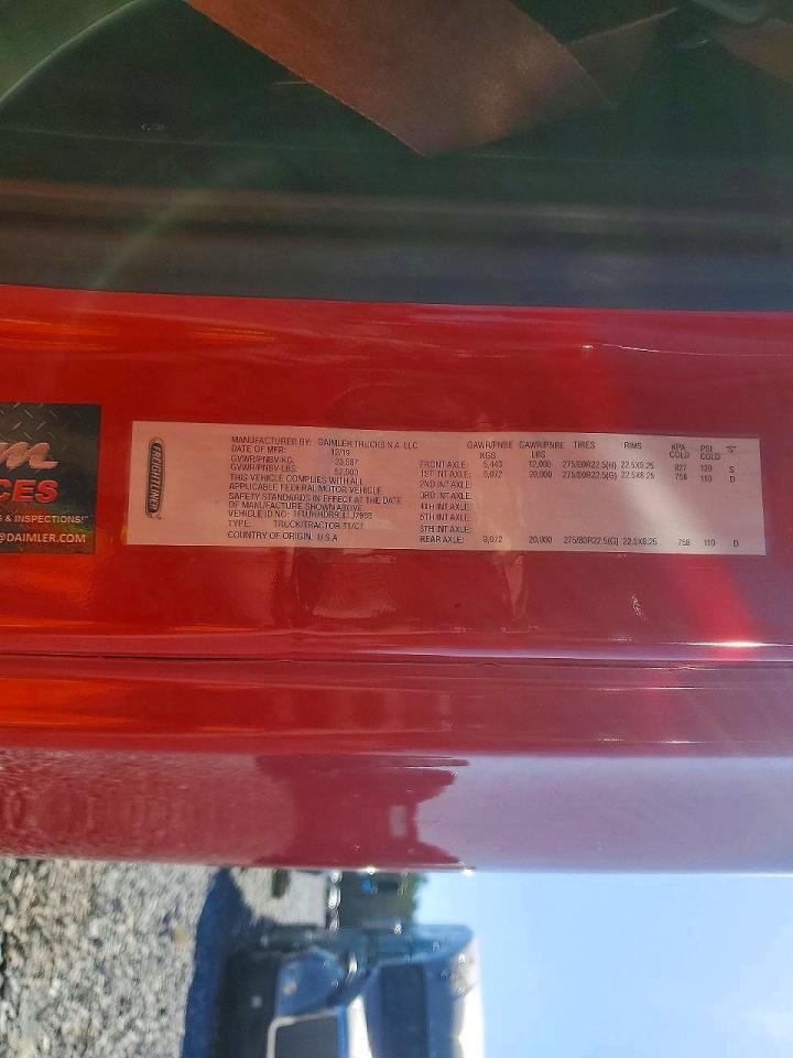 2020 Freightliner Cascadia 126 Semi Truck