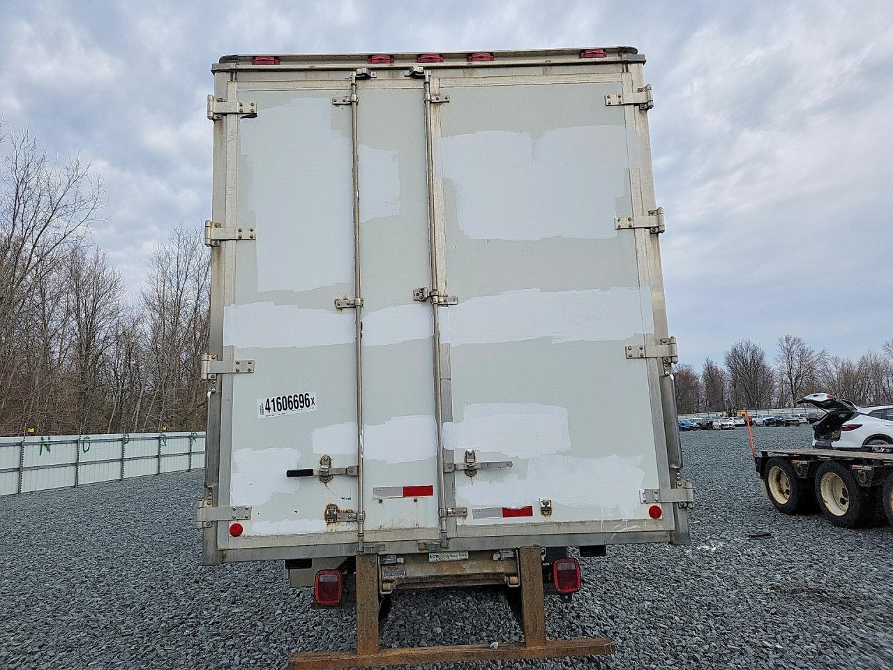 2016 Ford F650 Super Duty Delivery Truck