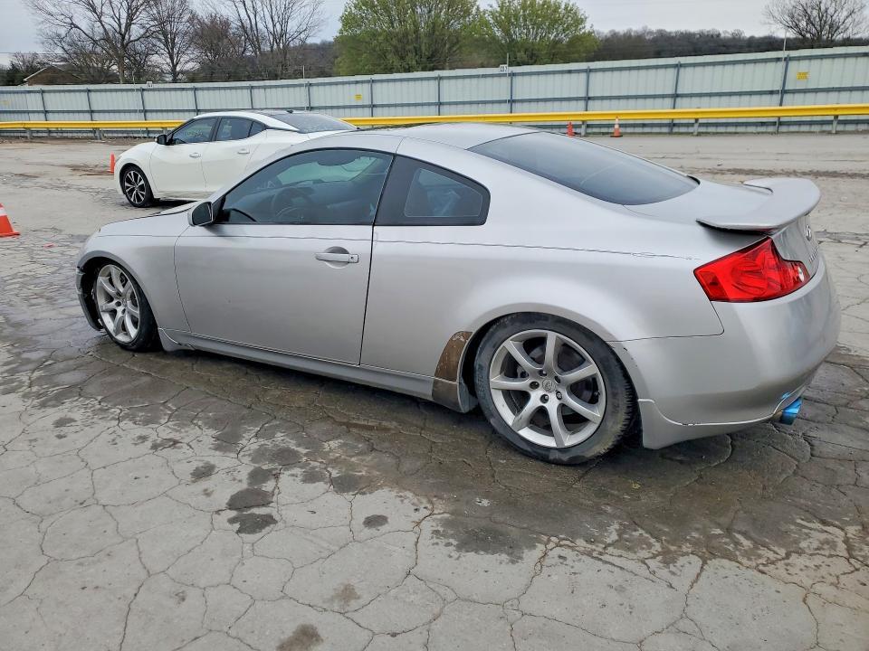 2005 Infiniti G35 Base