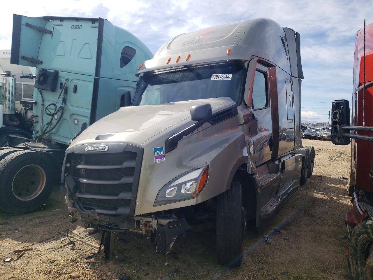 2023 Freigliner Cascadia 126