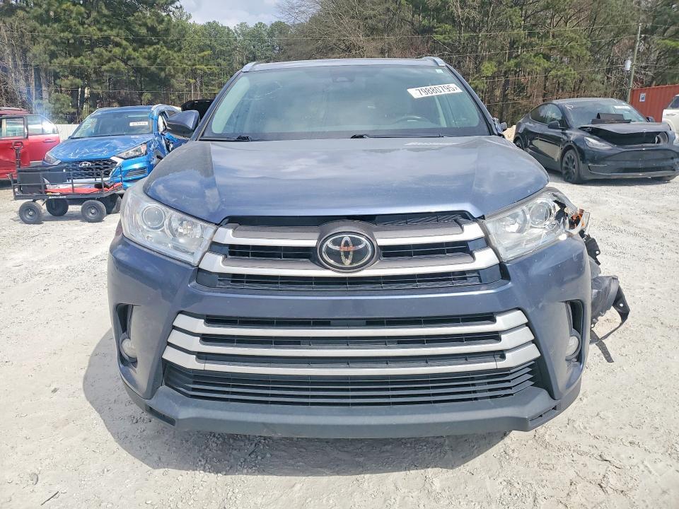 2018 Toyota Highlander xle