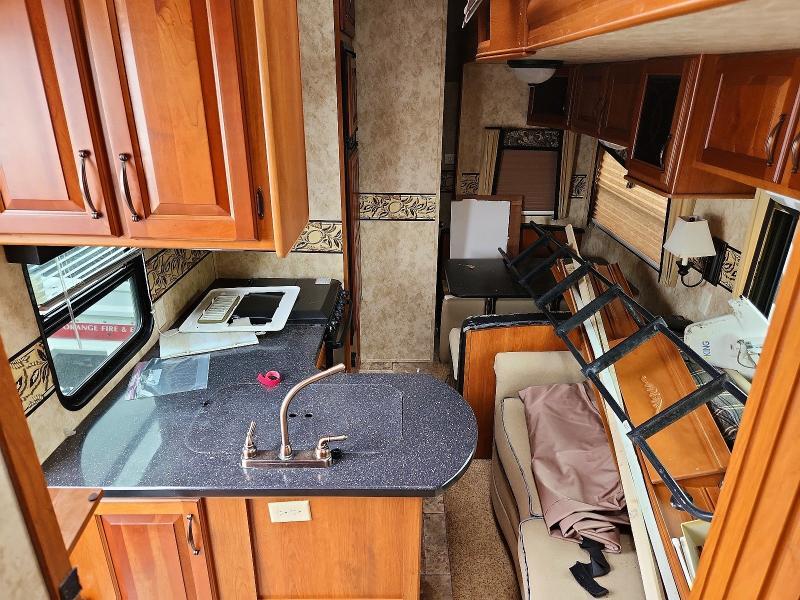 2011 Keystone Montana Camper