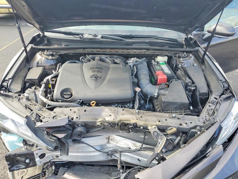 2018 Toyota Camry xle V6