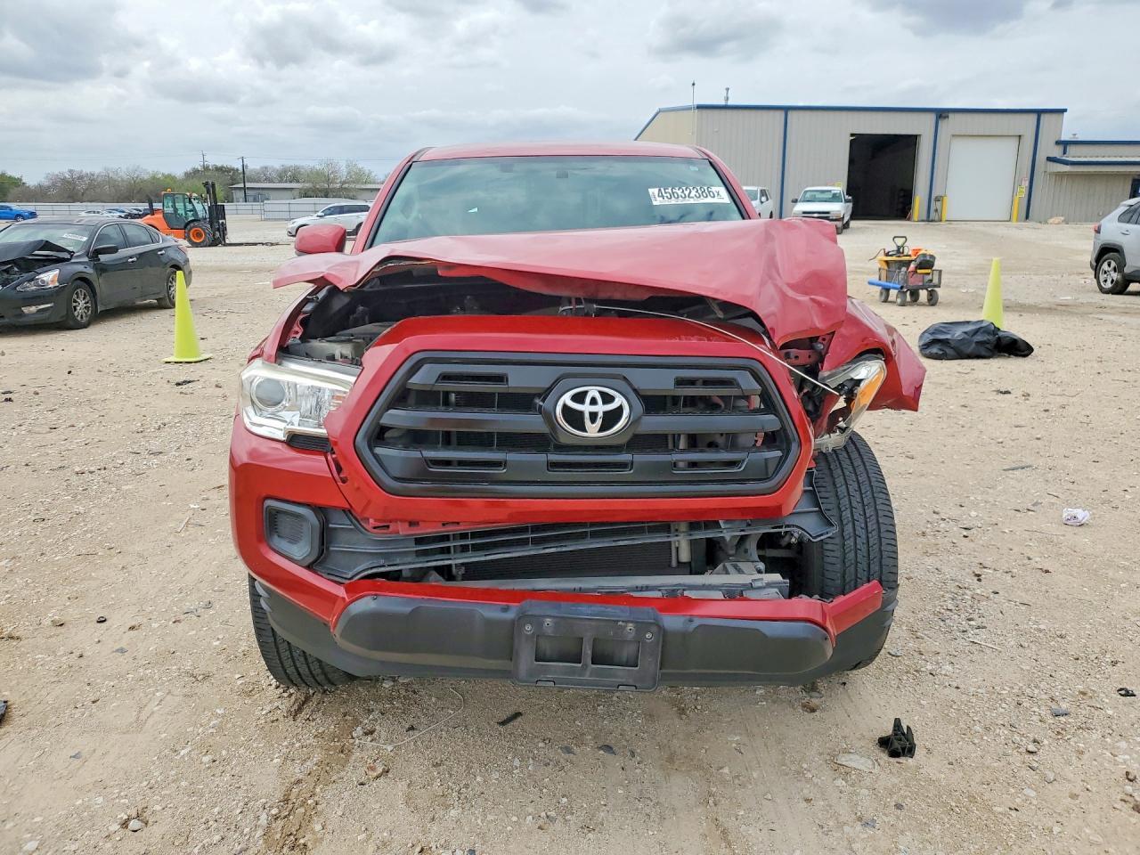 2017 Toyota Tacoma SR