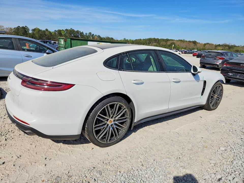 2019 Porsche Panamera Base