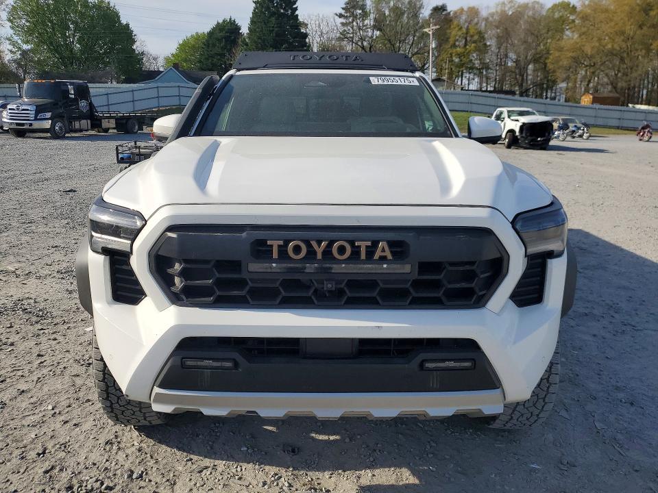 2024 Toyota Tacoma Trailhunter hv