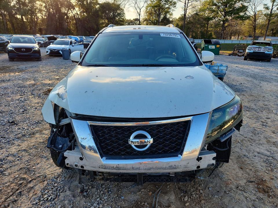 2015 Nissan Pathfinder s