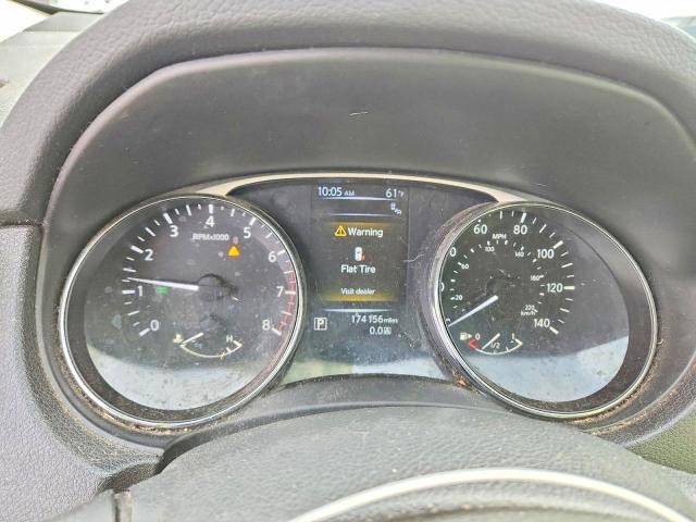 2014 Nissan Rogue sv