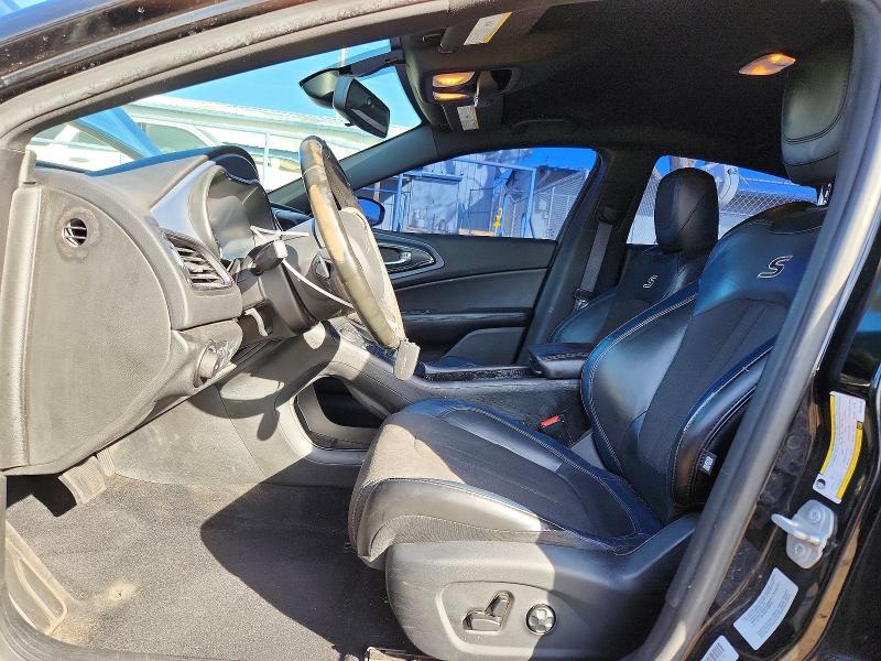 2016 Chrysler 200 s