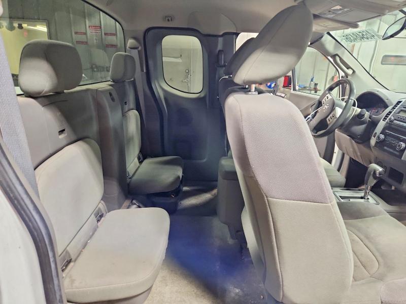 2015 Nissan Frontier S