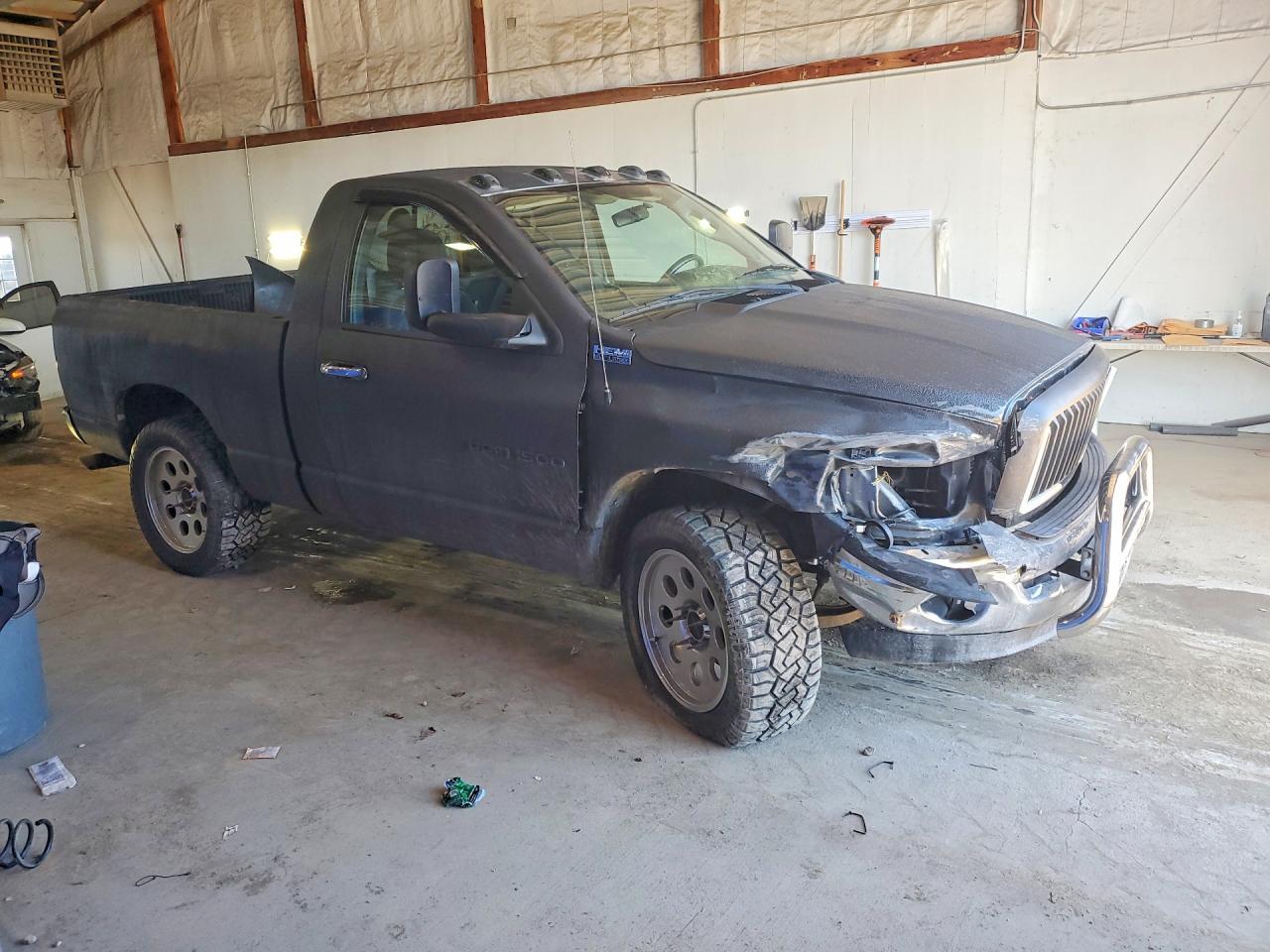 2005 Dodge RAM 1500 ST