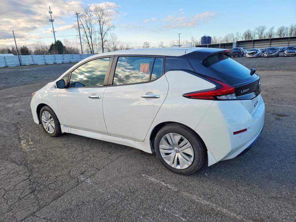 2022 Nissan Leaf s