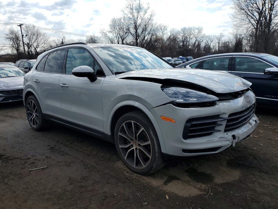 2022 Porsche Cayenne