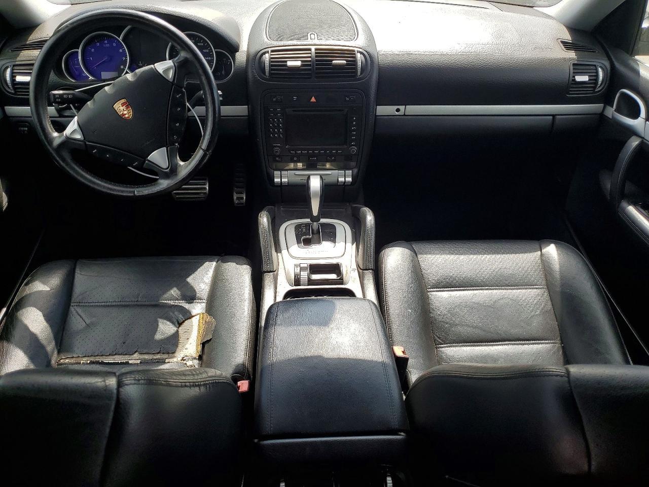 2005 Porsche Cayenne s