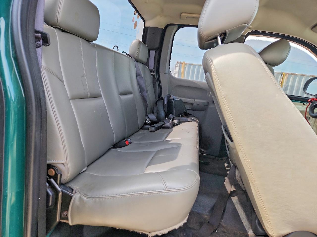 2011 GMC 2500