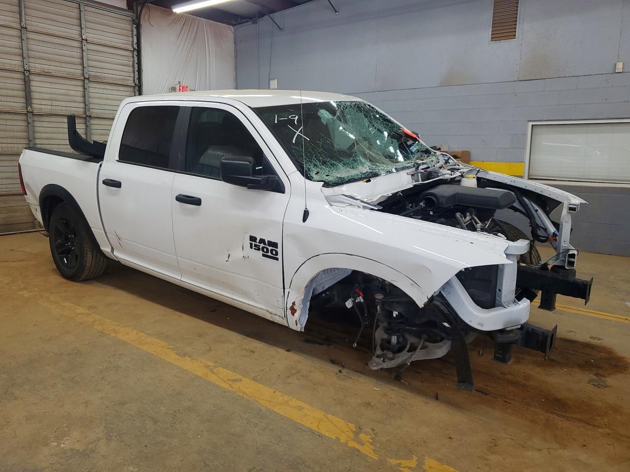 2024 Dodge RAM 1500 Classic SLT