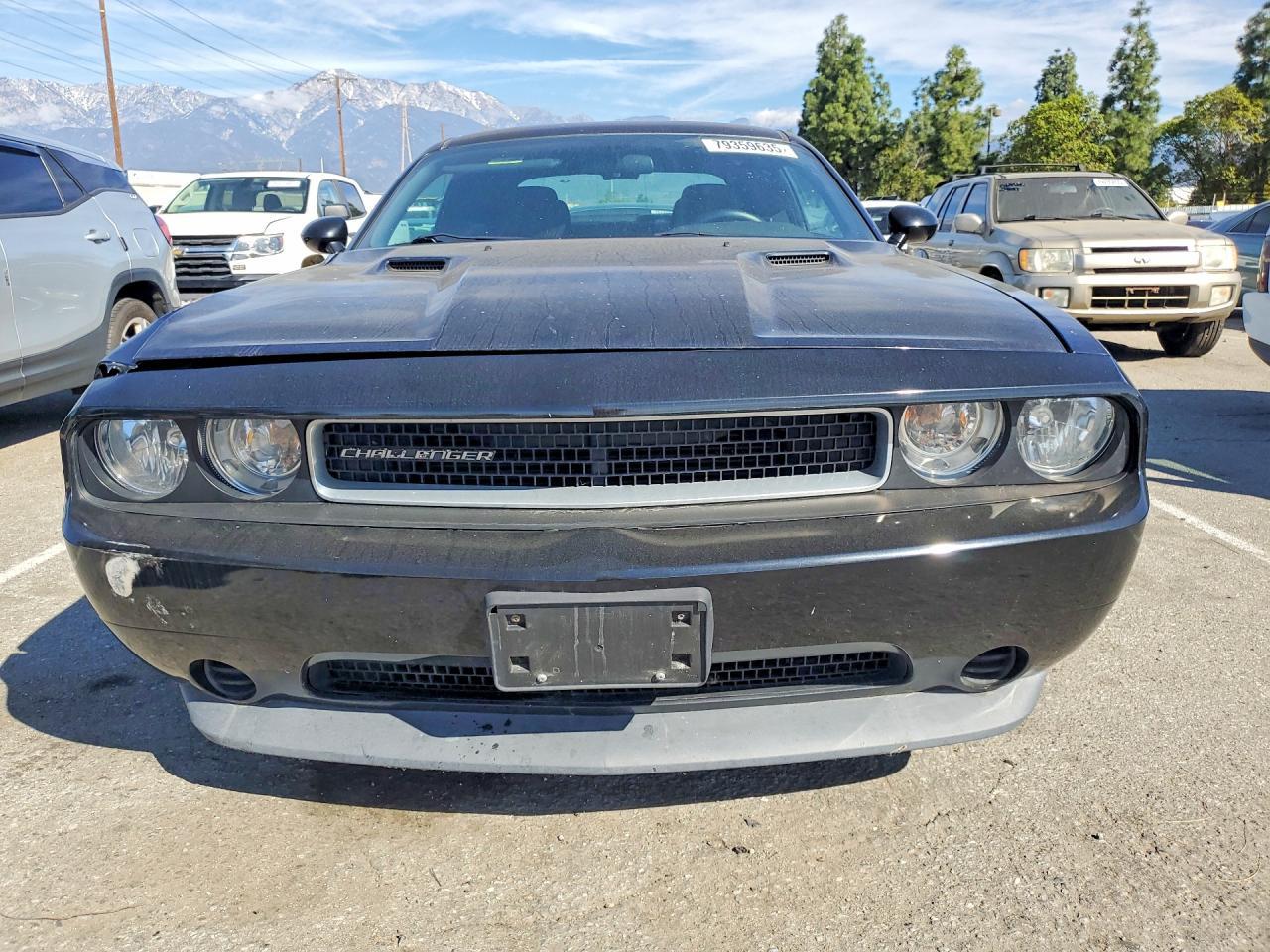 2012 Dodge Challenger sxt