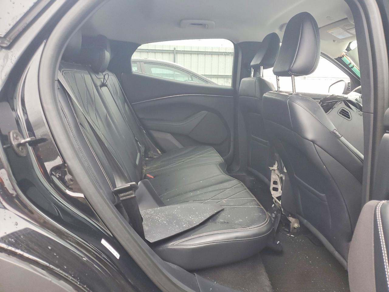 2022 Ford Mustang Mach-e Select