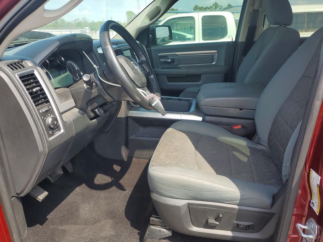 2017 Dodge RAM 1500 SLT